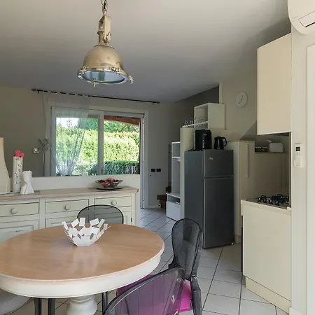 Apartment I Giardini Di By Garda *