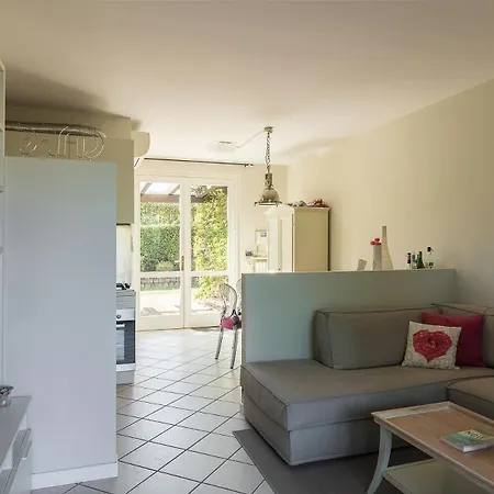 I Giardini Di By Garda Apartment