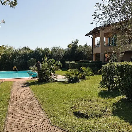 Apartment I Giardini Di By Garda *